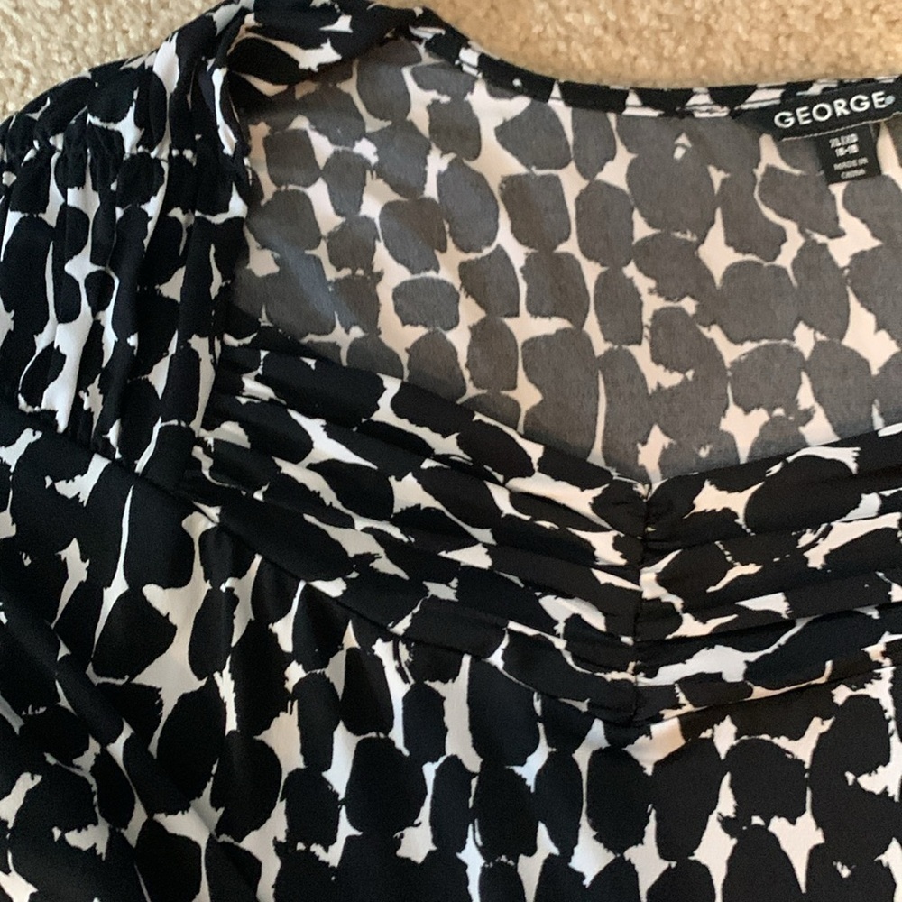 Business Casual Blouse Size XL EUC - Picture 3 of 5